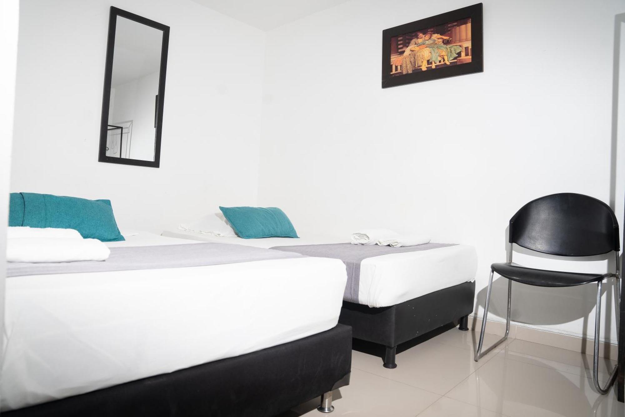 Hotel Laureles De Aburra เมเดยิน ภายนอก รูปภาพ