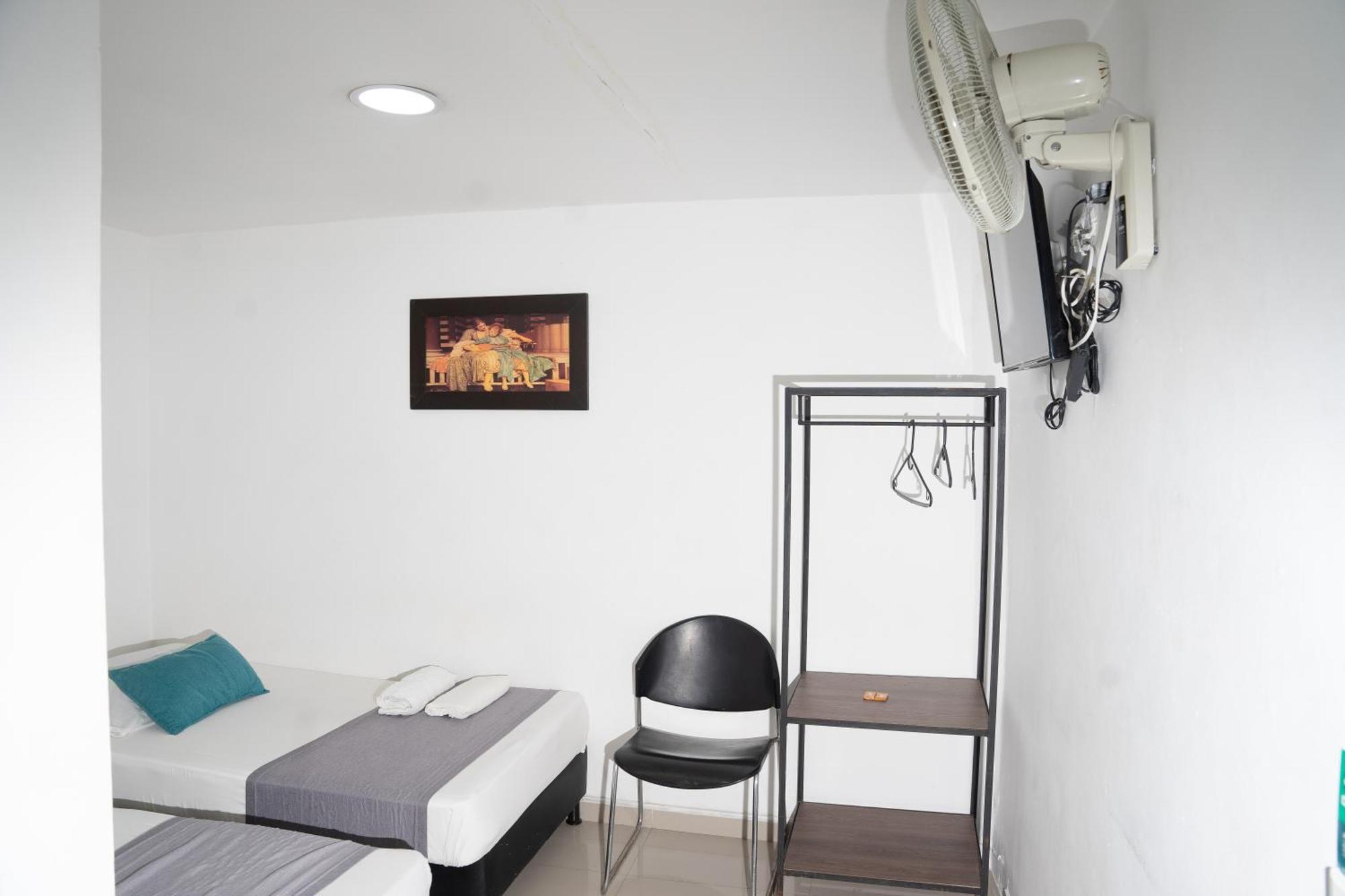 Hotel Laureles De Aburra เมเดยิน ภายนอก รูปภาพ