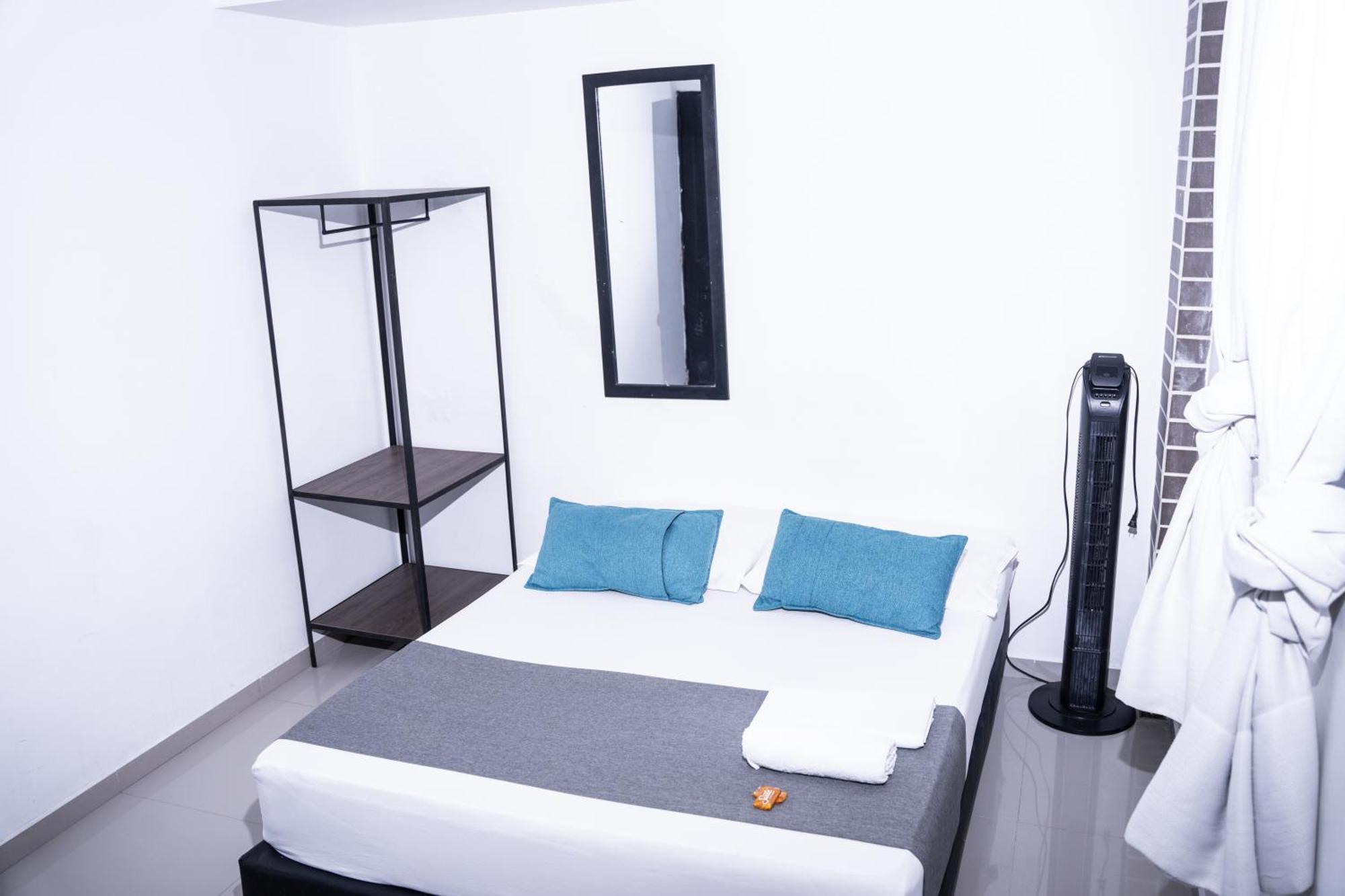 Hotel Laureles De Aburra เมเดยิน ภายนอก รูปภาพ