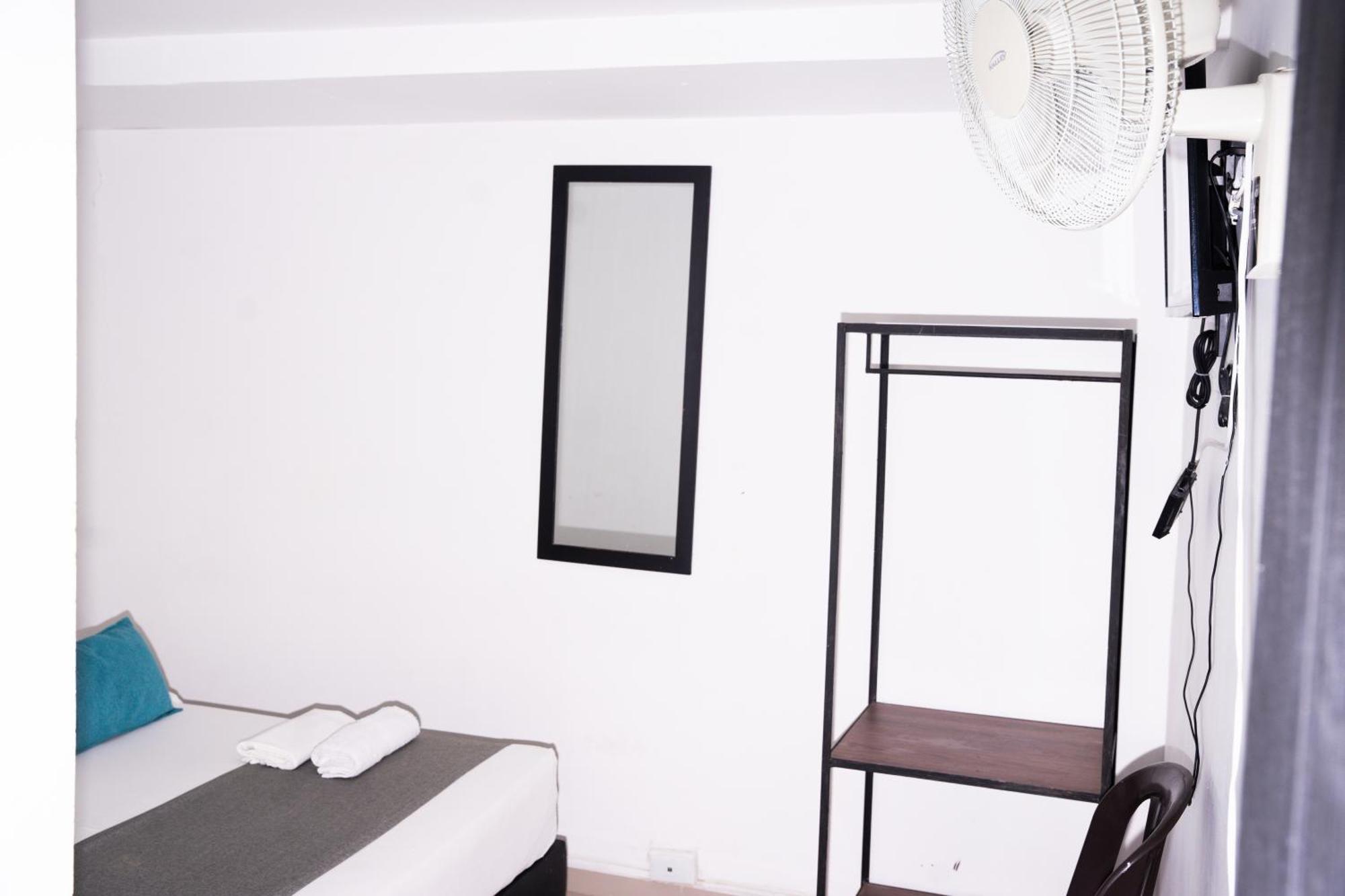 Hotel Laureles De Aburra เมเดยิน ภายนอก รูปภาพ