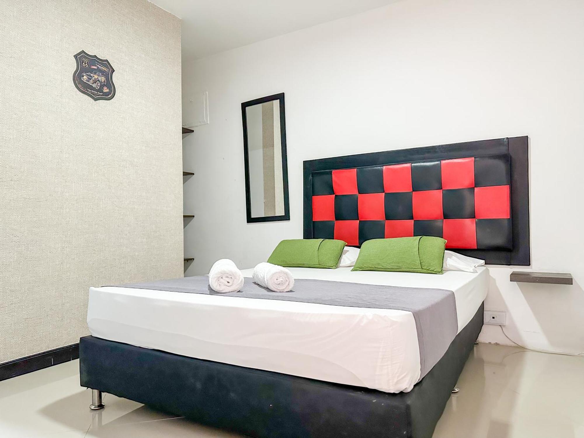 Hotel Laureles De Aburra เมเดยิน ภายนอก รูปภาพ